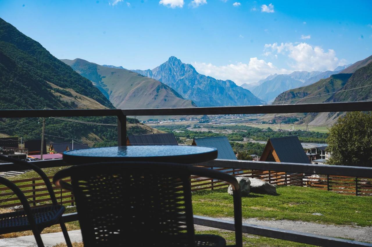 Апартаменты Misty Rocks Kazbegi Экстерьер фото